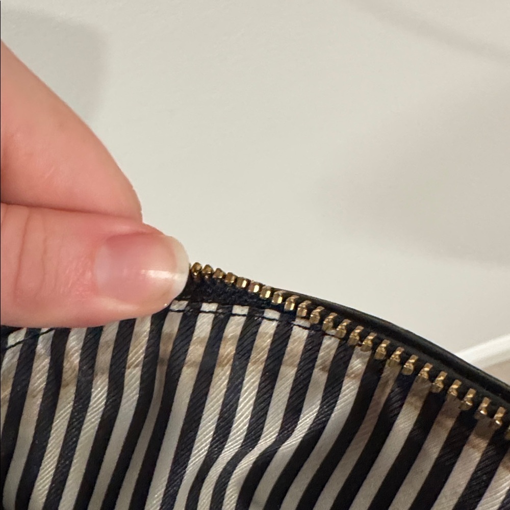 Kate Spade Perry Leather Small Dome Crossbody Black K8697 - Picture 7 of 9
